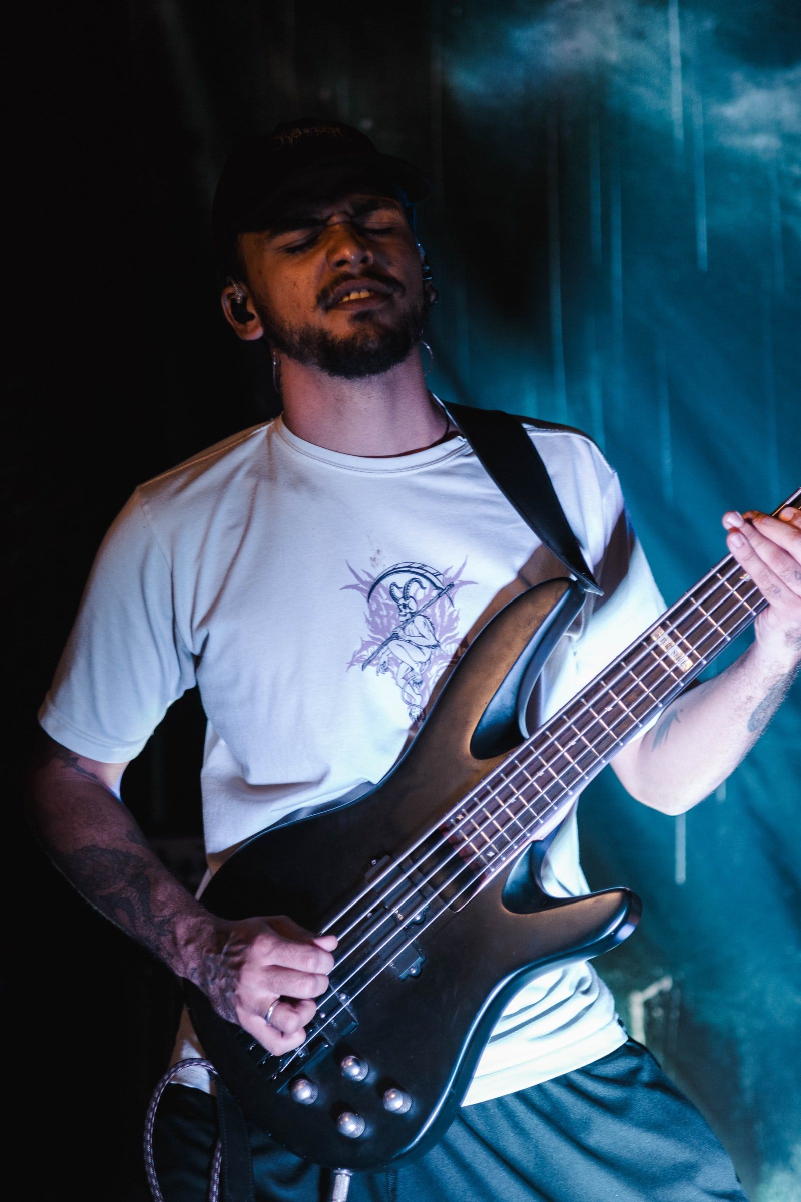 8K bassist at 8K FEST 2026