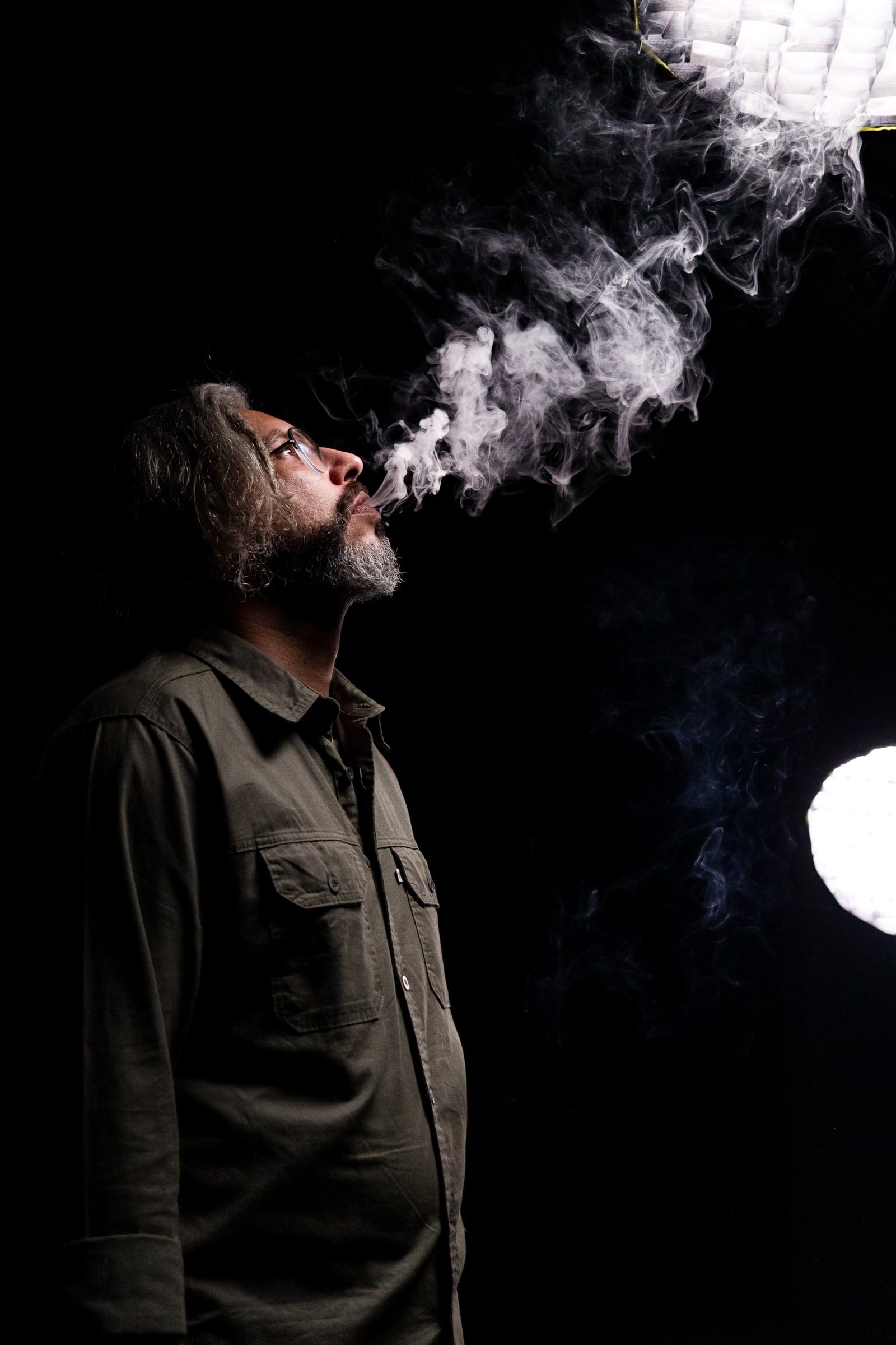 8K guitarist in smoke, 2024 promo session
